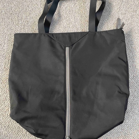 Stella & Dot Work Hard/Play Hard crossbody - Picture 2 of 5